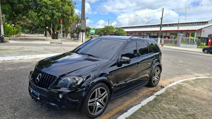 Mercedes-Benz ML-63 AMG 6.2 V8 32V 510cv 2010