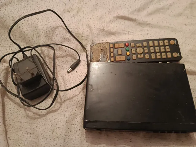 Aparelho tv digital Intelbras ótimo estado pegando