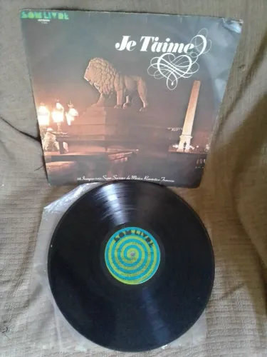 DISCO VIVIL JE T'AIME 