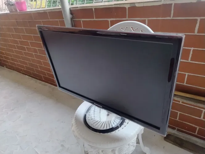 Monitor LED Gamer Samsung Full HD 27 polegadas TV Monitor com conversor digital