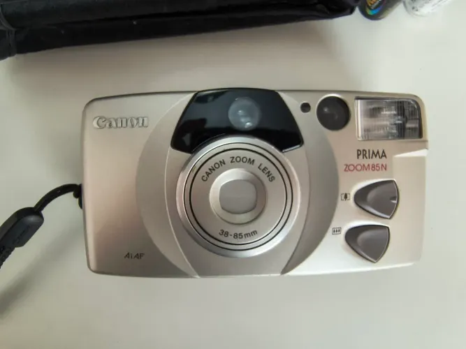 Câmera Canon Prima Zoom 85N