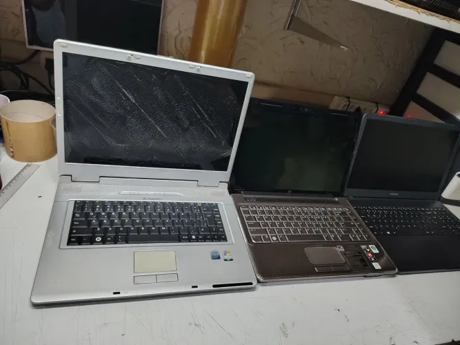 Lote 6 laptops sem teste