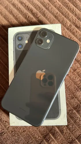 iPhone 11 64GB