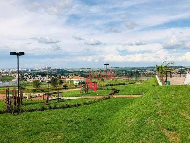 Terreno em Condomínio Fechado à Venda no Bairro Vila do Golf em Ribeirão Preto. Excelente 