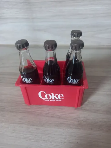 Mini garrafas Coca-Cola