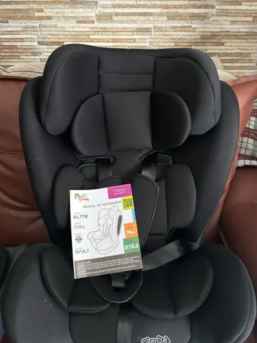 Cadeirinha de criança para carro