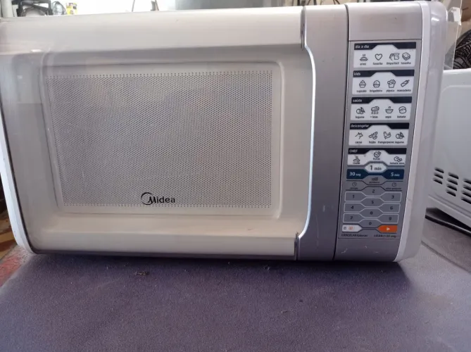 Microondas midea 30 litros