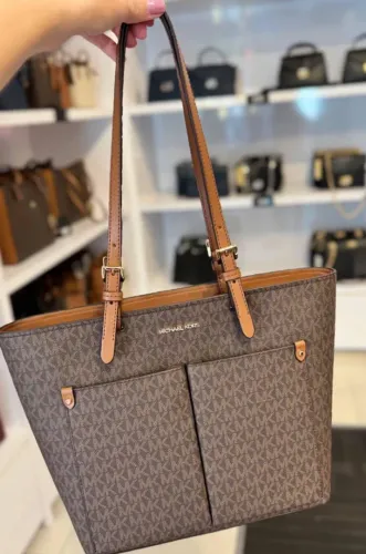 Bolsa Michael Kors Jet Set Large Logo - Original | Elegante e Espaçosa