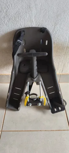 Vende- se cadeirinha para bicicleta