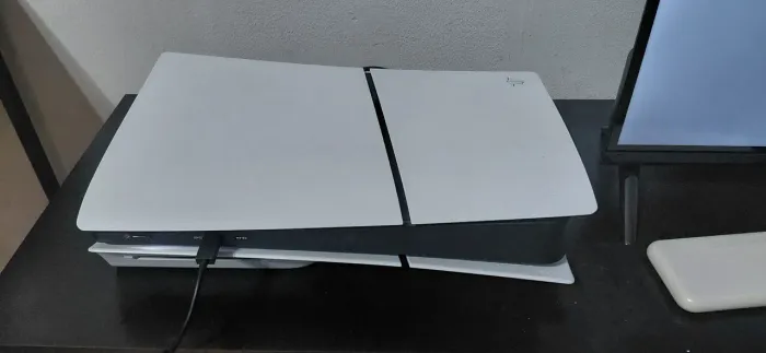 PS5 Slim + 2 jogos Completo na Caixa