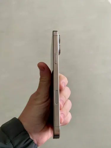 iPhone 16 Pro Max 512Gb Estado de Novo