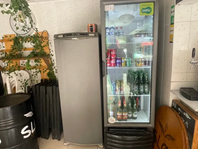 Vende se coisas para bar e lanchonete