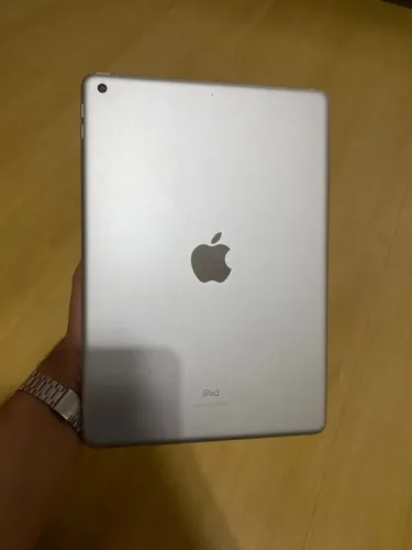 iPad 9ª geração + Apple Pencil 1ª geração 