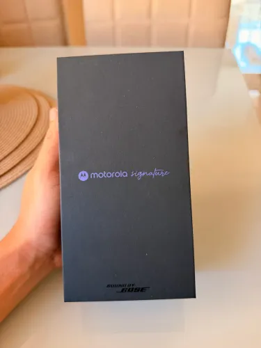 Motorola Signature