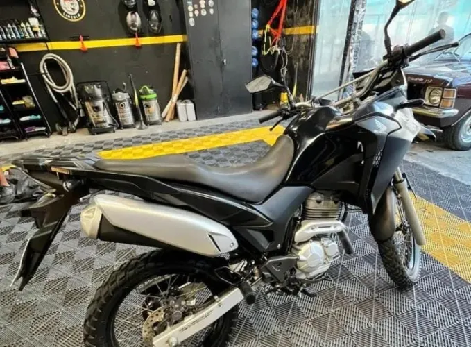vendo xre 300 completa