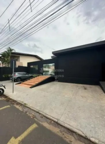 Casa Comercial para Locação com 20 salas no bairro Vila Redentora