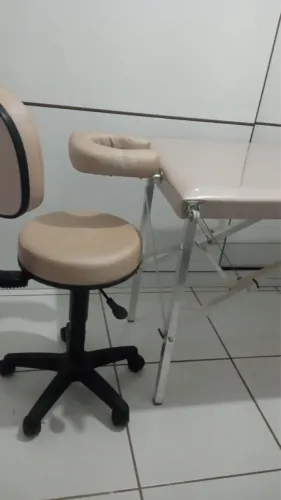 Maca dobrável de estética com cadeira 