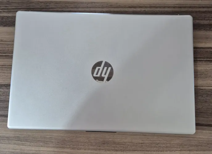 Notebook HP 15 Polegadas Core I3 8ª Geração, 8Gb RAM, SSD 256Gb - Novíssimo 