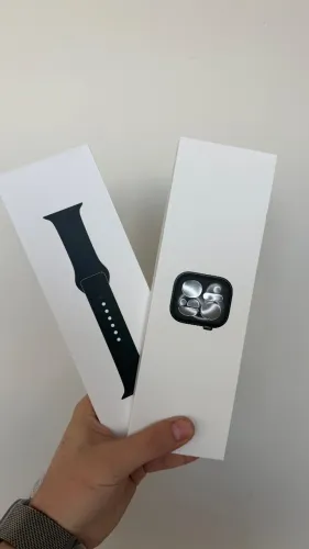 Apple Watch Series 11 - 42mm - GPS - Jet Black - Novo e Lacrado
