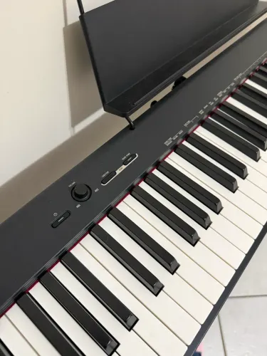 Piano Casio CDP s105