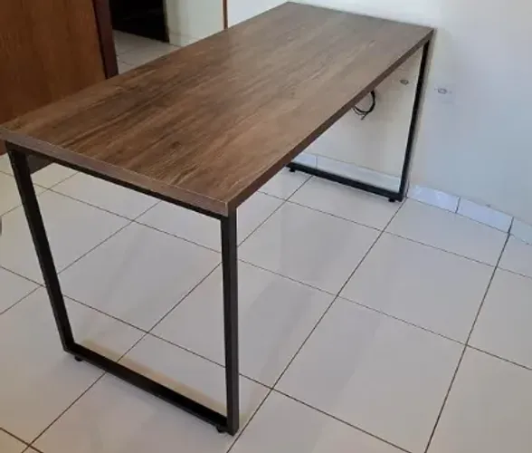 Mesa para Escritório Office Estilo Industrial 1,35m Kuadra