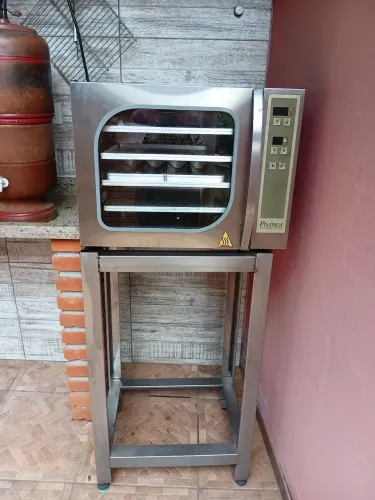 Vendo forno elétrico  Pratika  com vapor 
