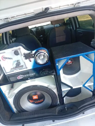 Som automotivo
