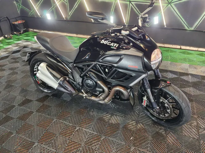 Ducati Adiavel