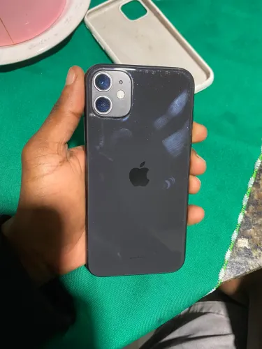 iPhone 11