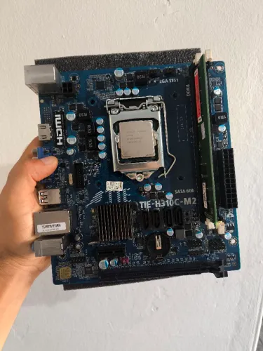 Kit Placa Mãe TIE H310C-M2 + Intel Celeron G4930 + 4GB DDR4 ? Pronto para Montar