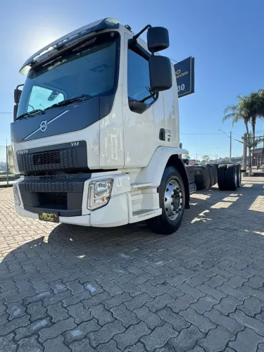 VM 270 6x2 2p (diesel) (E5)