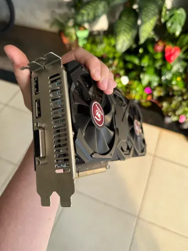 RX 580 8gb Veineda