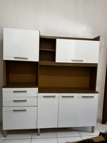 VENDO ARMÁRIO DE COZINHA 