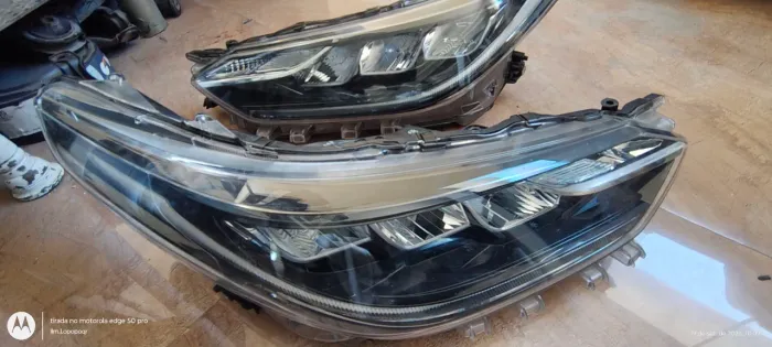 Farol Yaris Full led (par)