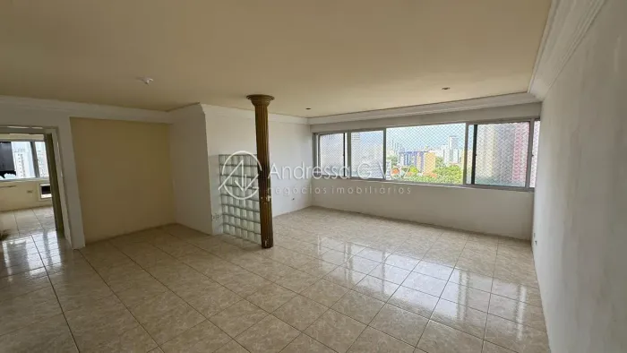 Apartamento de 130m² no bairro Paissandu ao lado do polo médico da Ilha do Leite