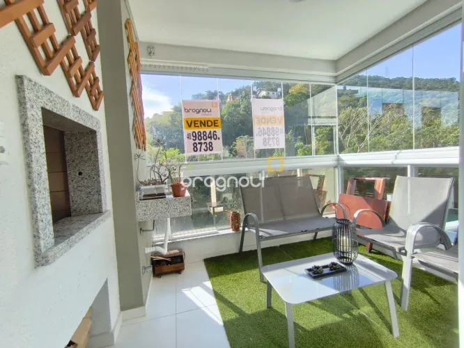 Apartamento 02 dormitórios com suíte, 01 vaga e vista verde permanente -Cond. João Makowie