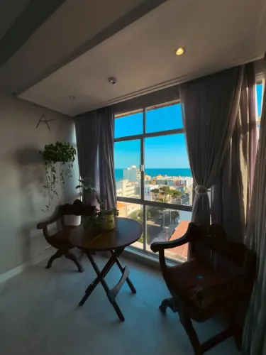 Apartamento Reformado à Venda na Pituba 124 m², 3 Quartos, Vista Mar e Garagem