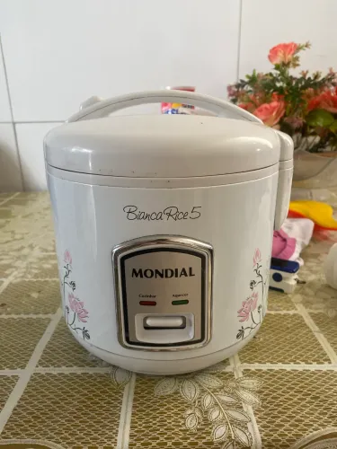 Panela de arroz elétrica momdial