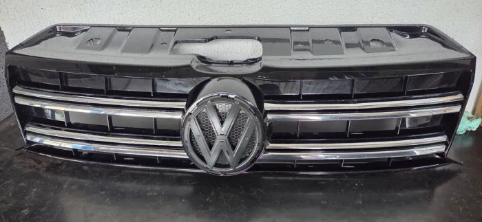 Grade frontal Amarok