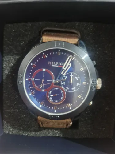 Relógio TOMMY Hilfiger