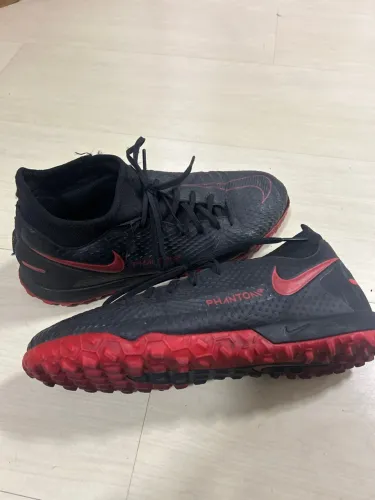 Chuteira Society Nike Phantom (Usada)