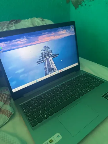 Vendo notebook Lenovo 