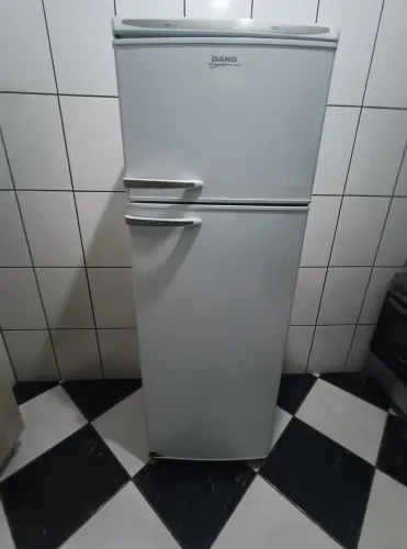 Vendo Geladeira 360 Litros