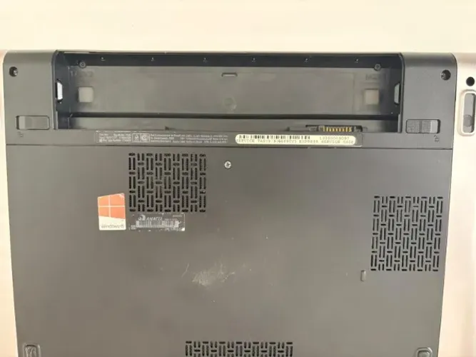 Dell Vostro 3460 i3 | 10GB RAM | SSD 240GB | 14" | Carregador Original