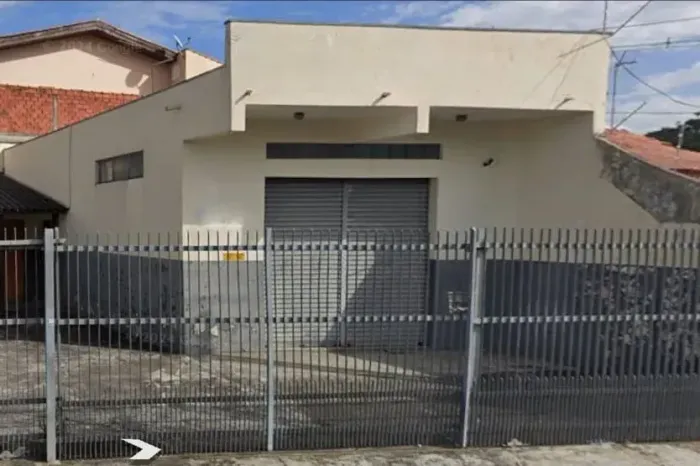 Salão comercial localizado ao lado do novo Supermercado Boa de Votorantim no Parque Jatai