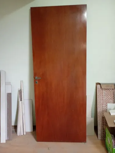 3 Portas madeira usada com fechadura por 250 reais