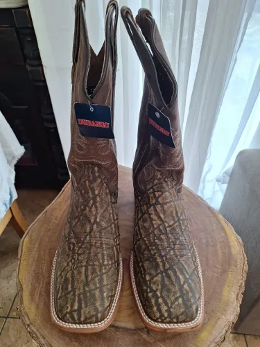 Bota Country Texana Western Cowboy Durango EUA/México, Couro Legítimo Print Elefante, Nova