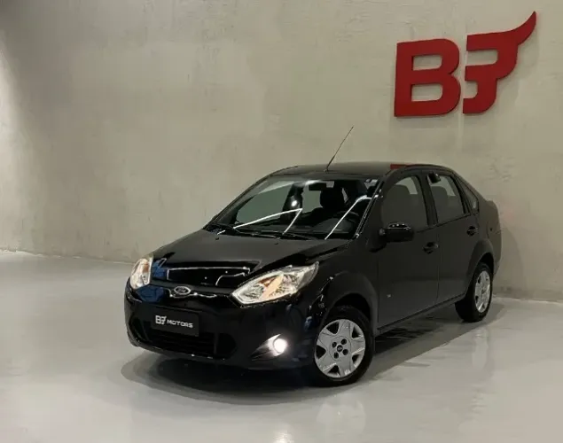 Ford Fiesta Sedan SE 1.6 8V Flex 4P 2014