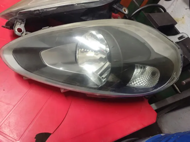 par de farol Punto 