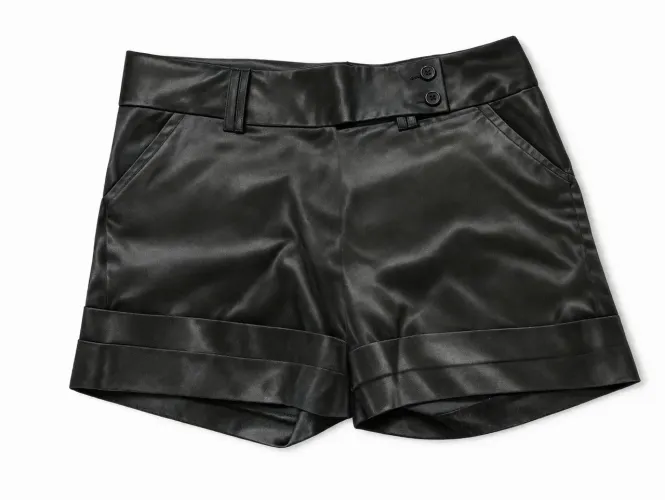 Shorts Acetinado Preto Tamanho G